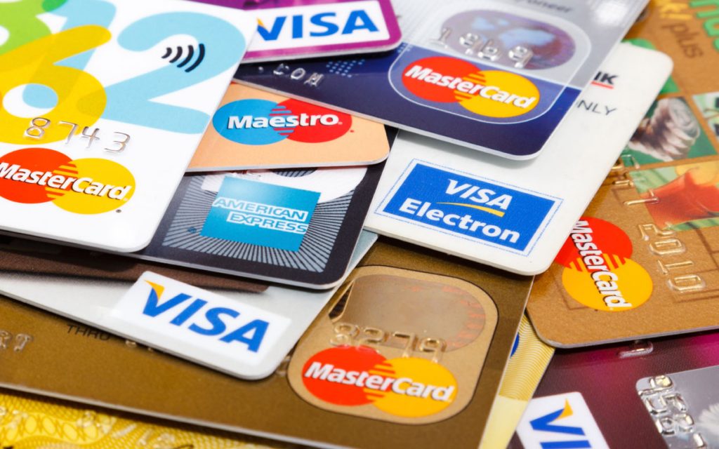 Todas as vantagens e desvantagens do cartão de crédito consignado